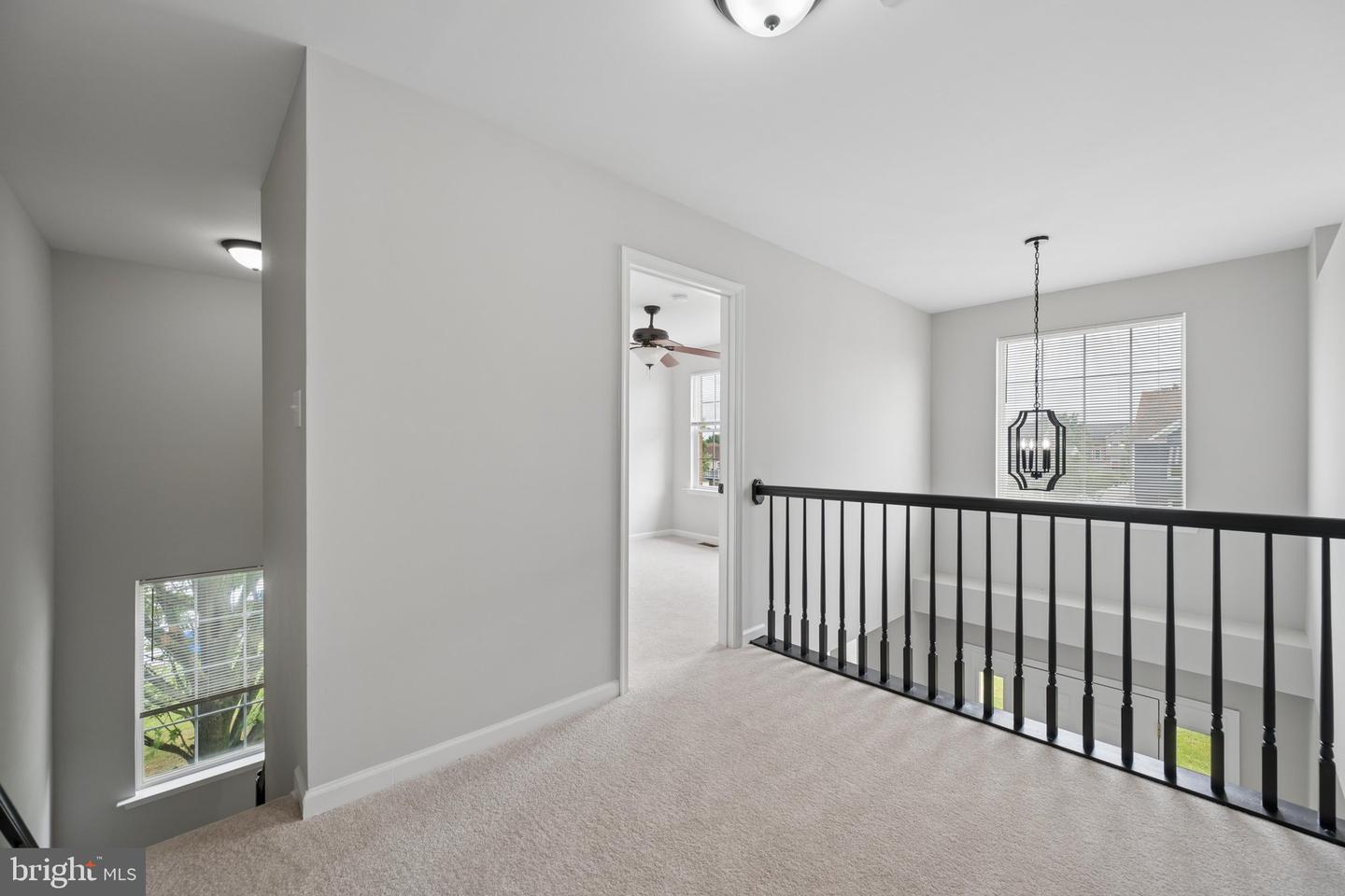 207 Bentley St Property Photo 41