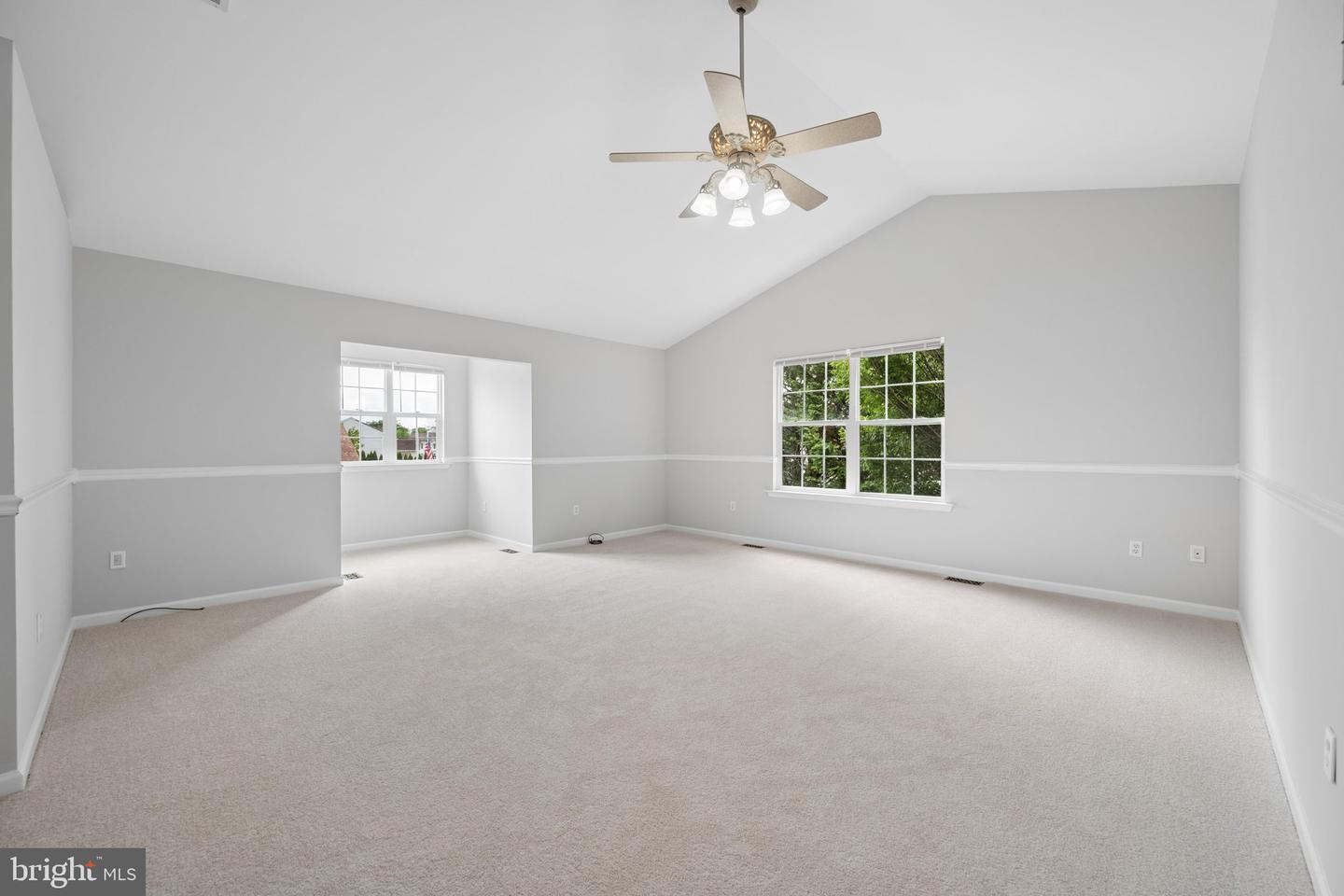 207 Bentley St Property Photo 46