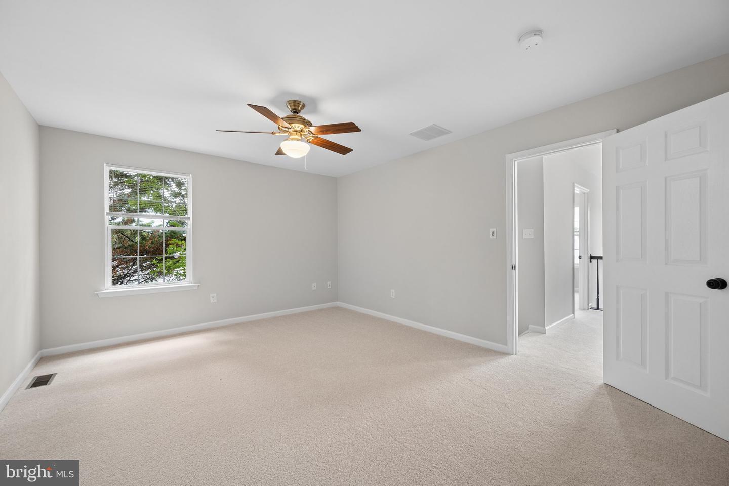 207 Bentley St Property Photo 65