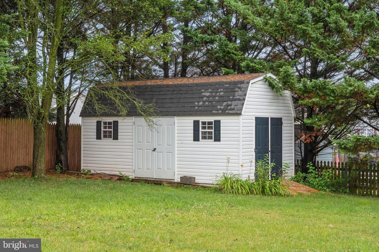 207 Bentley St Property Photo 87