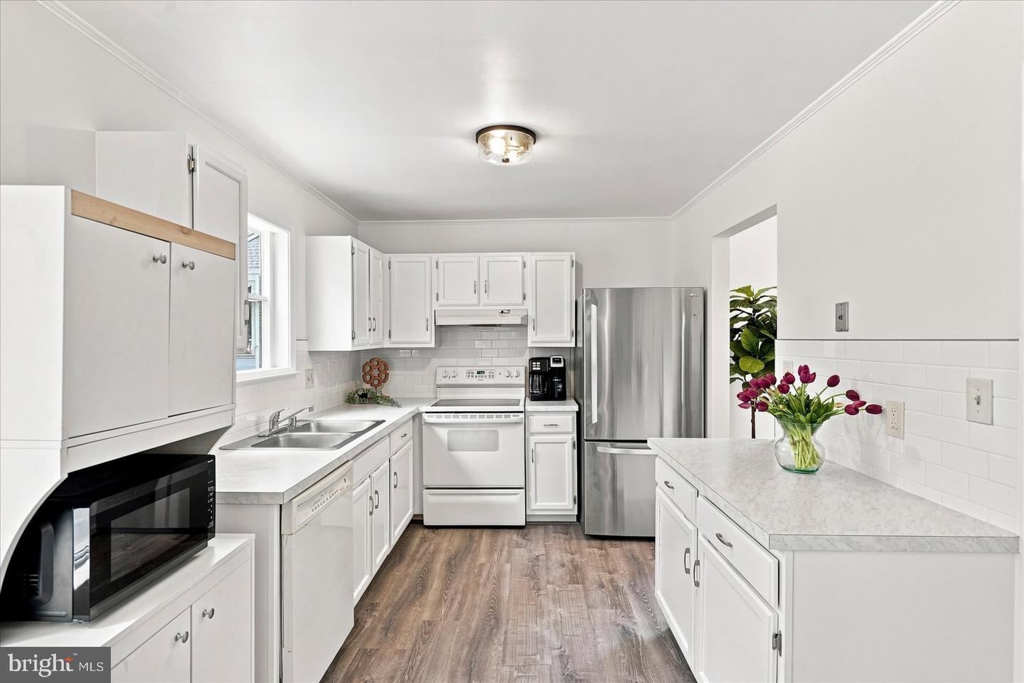6205 Honeycomb Ct Property Photo 6