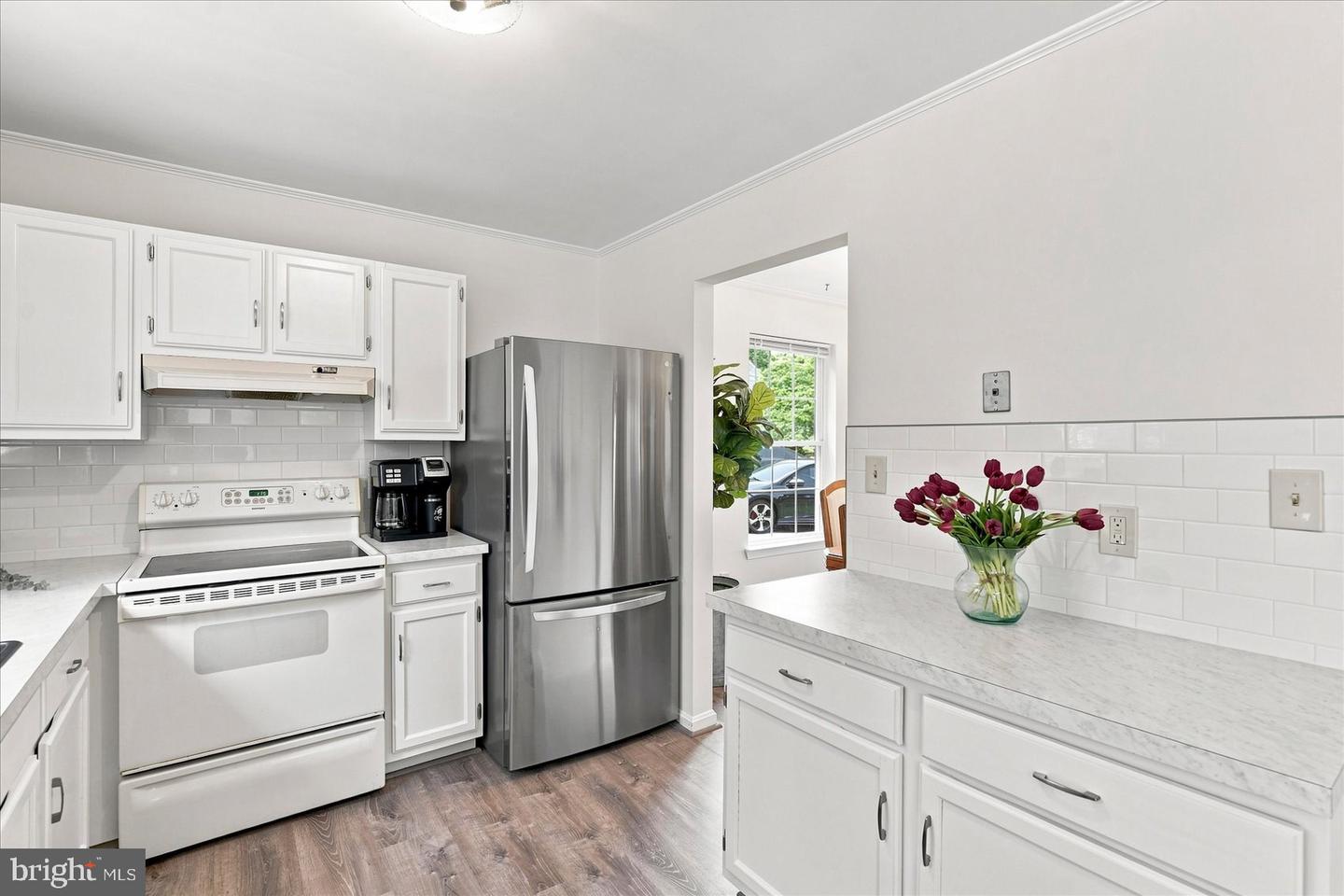 6205 Honeycomb Ct Property Photo 8
