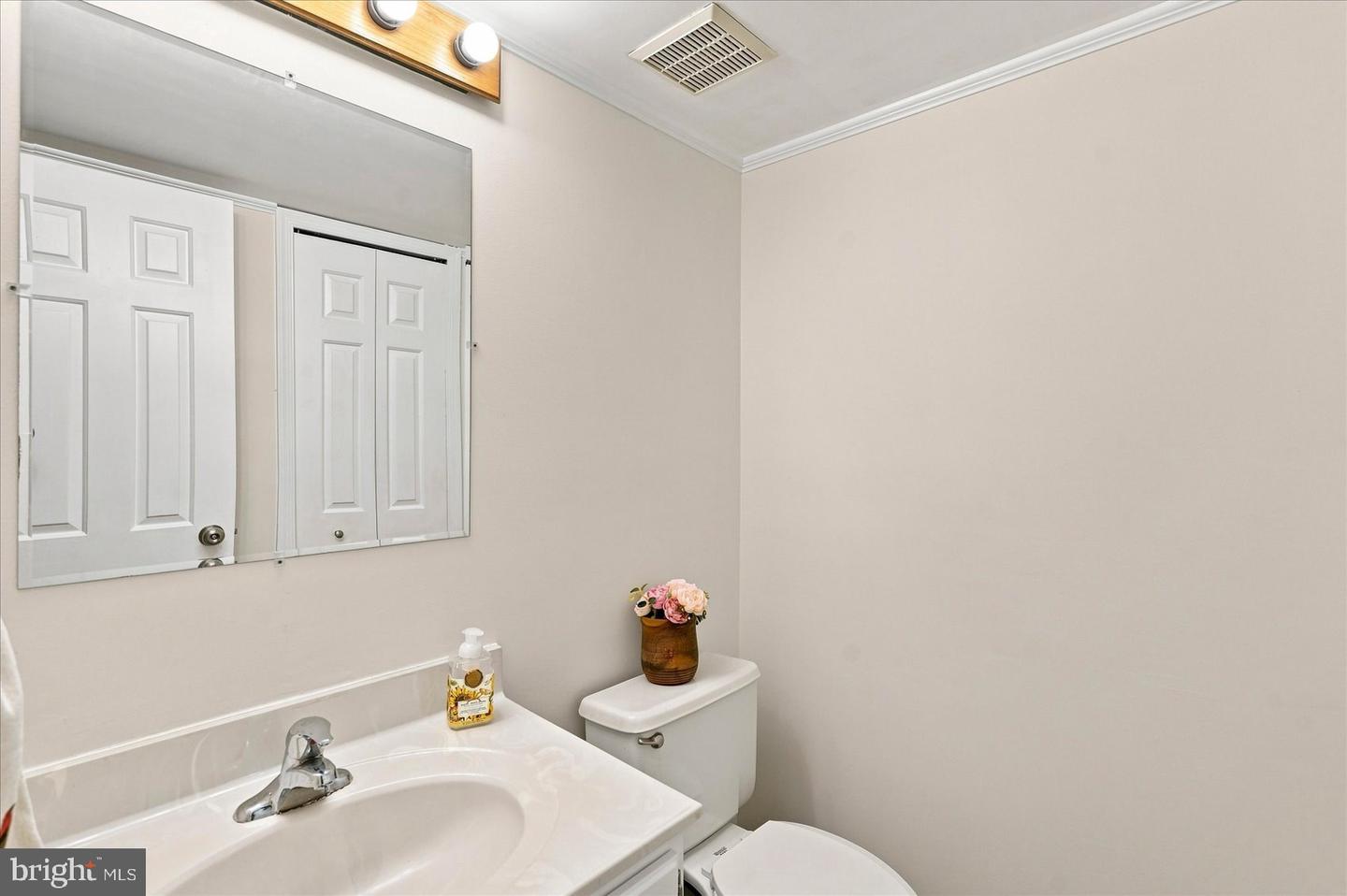 6205 Honeycomb Ct Property Photo 25