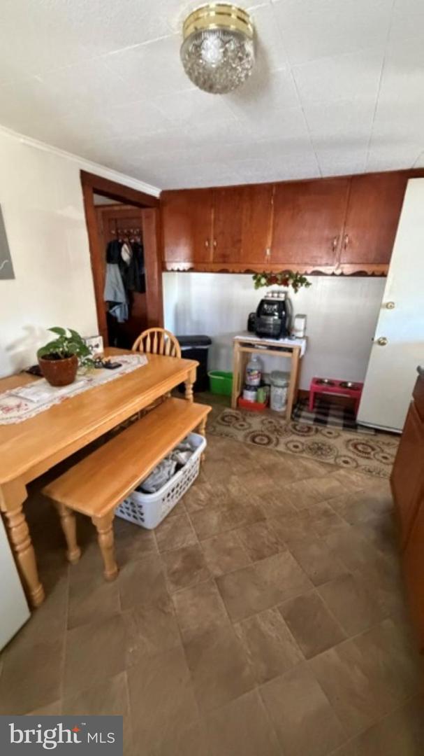 3245 Long Ln Property Photo 8