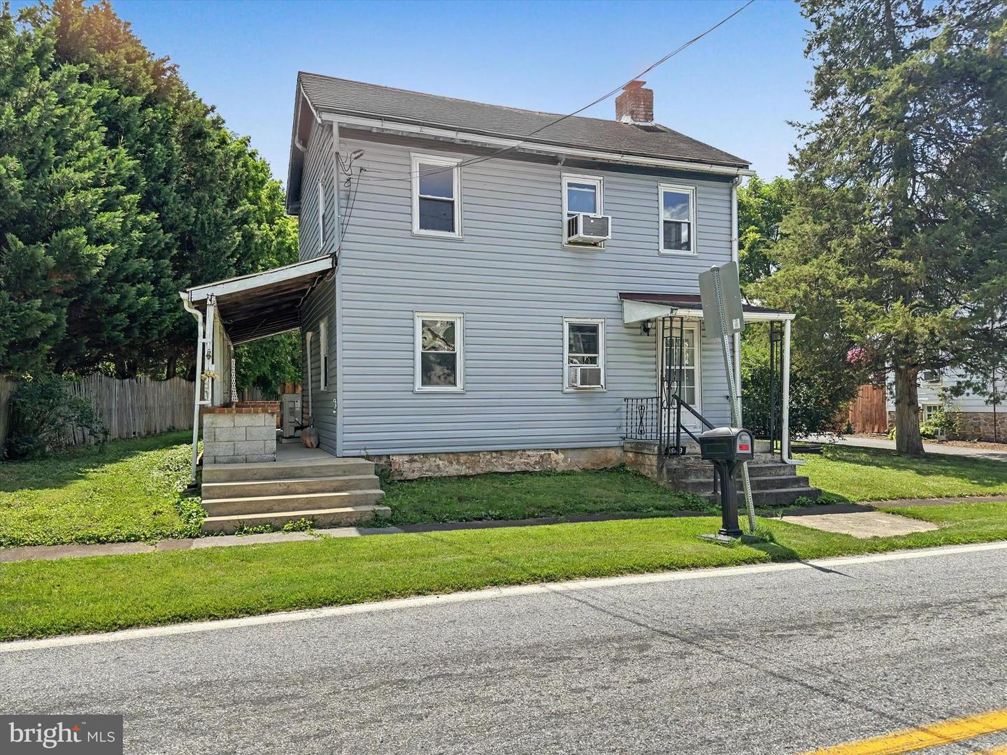 5949 Conover Rd Property Photo 1