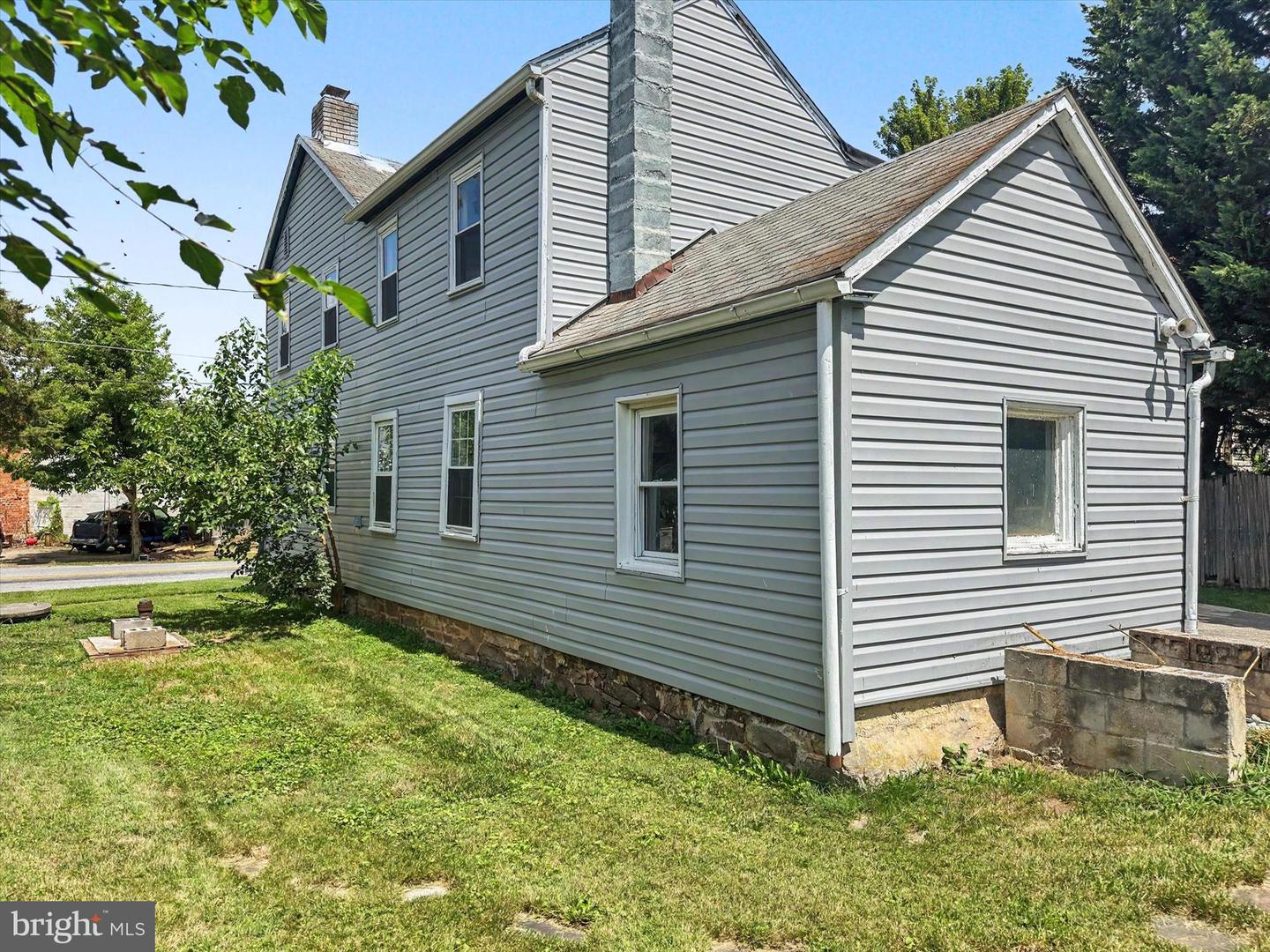 5949 Conover Rd Property Photo 10