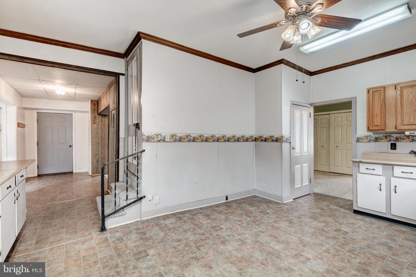 22 Middle St Property Photo 12
