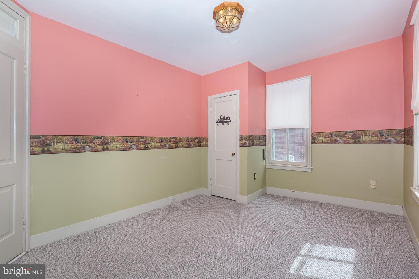 22 Middle St Property Photo 41