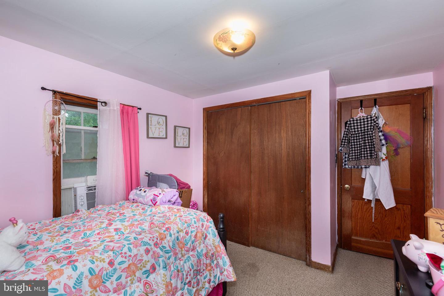 22 Middle St Property Photo 63