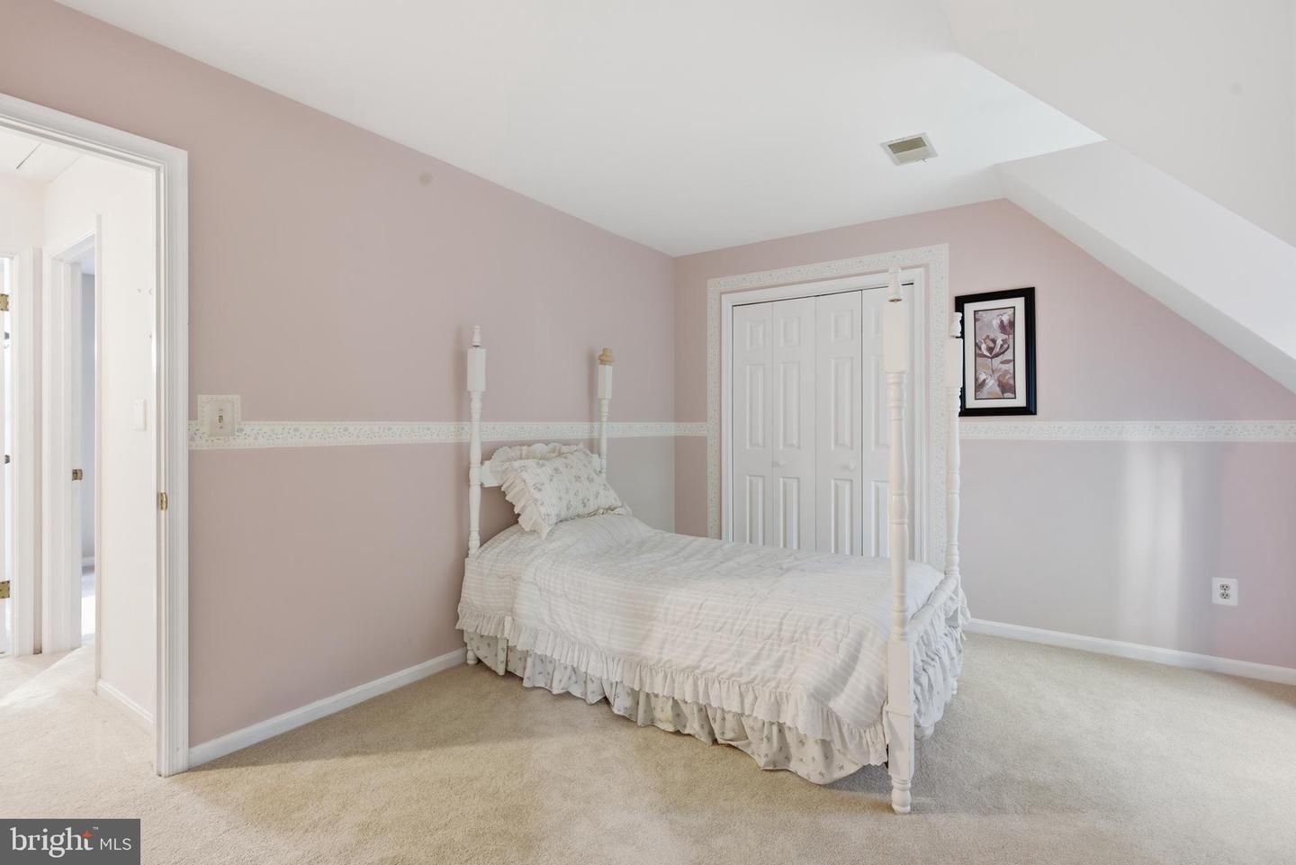 2420 Stratton Dr Property Photo 35