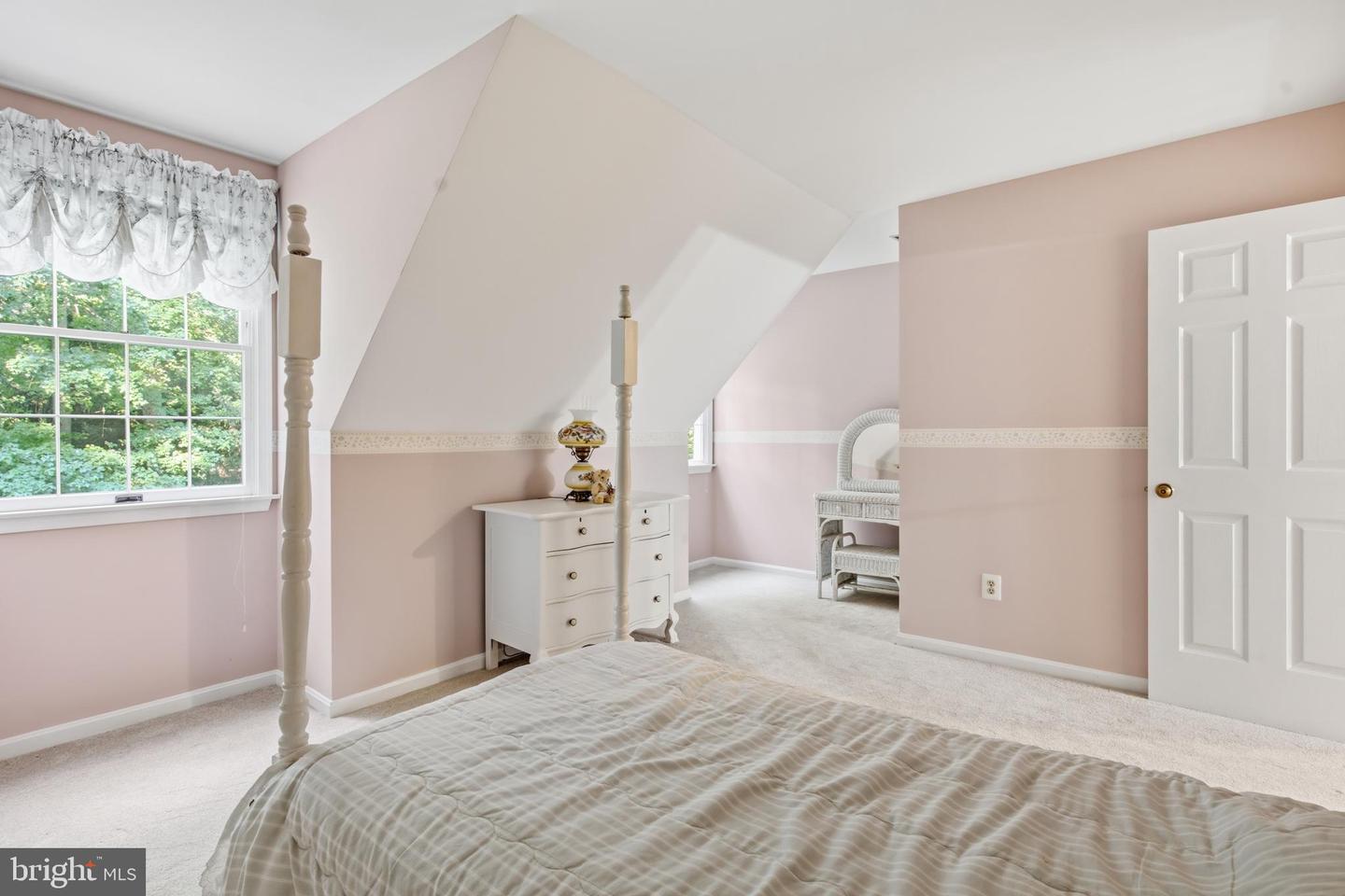 2420 Stratton Dr Property Photo 36