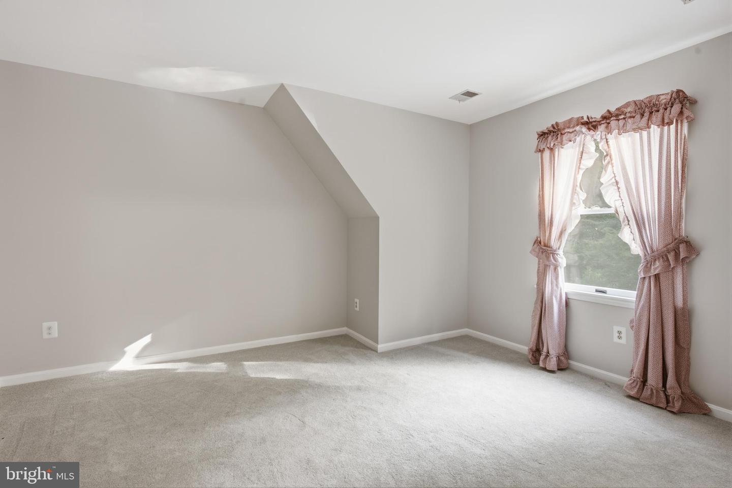 2420 Stratton Dr Property Photo 44