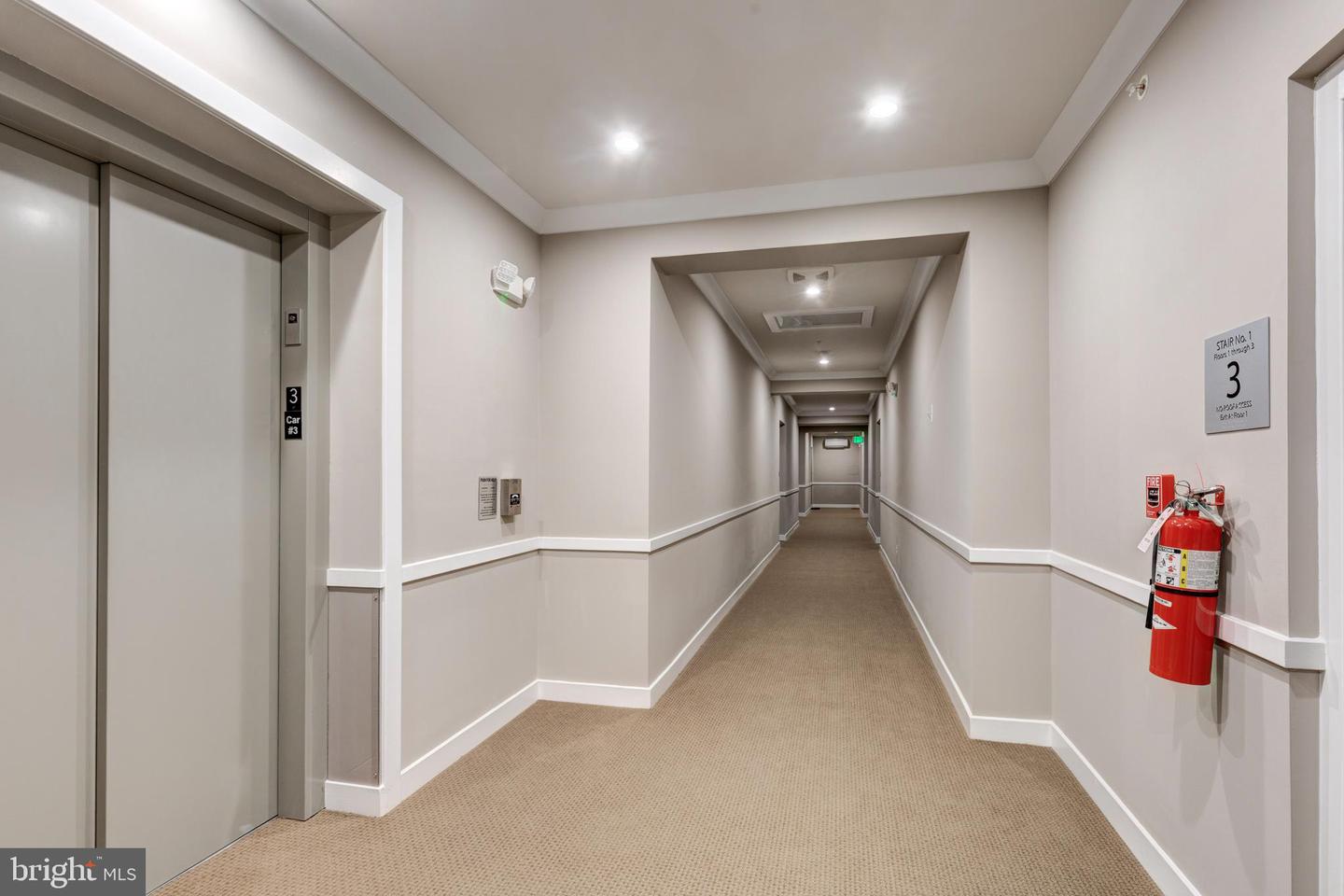 40 Liberty Rd #t Property Photo 6
