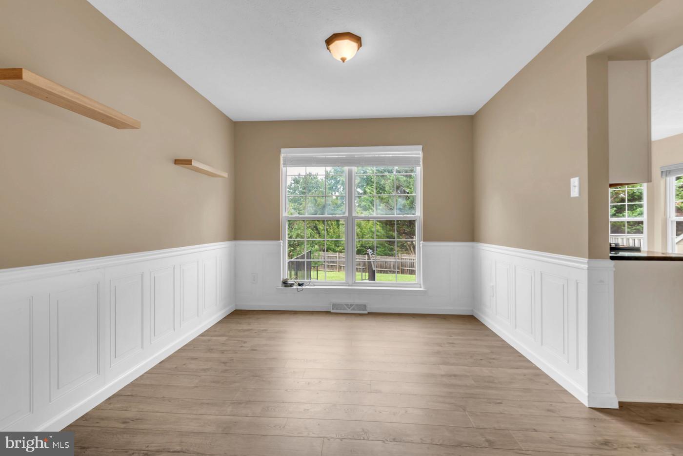 1876 Upper Forde Ln Property Photo 7