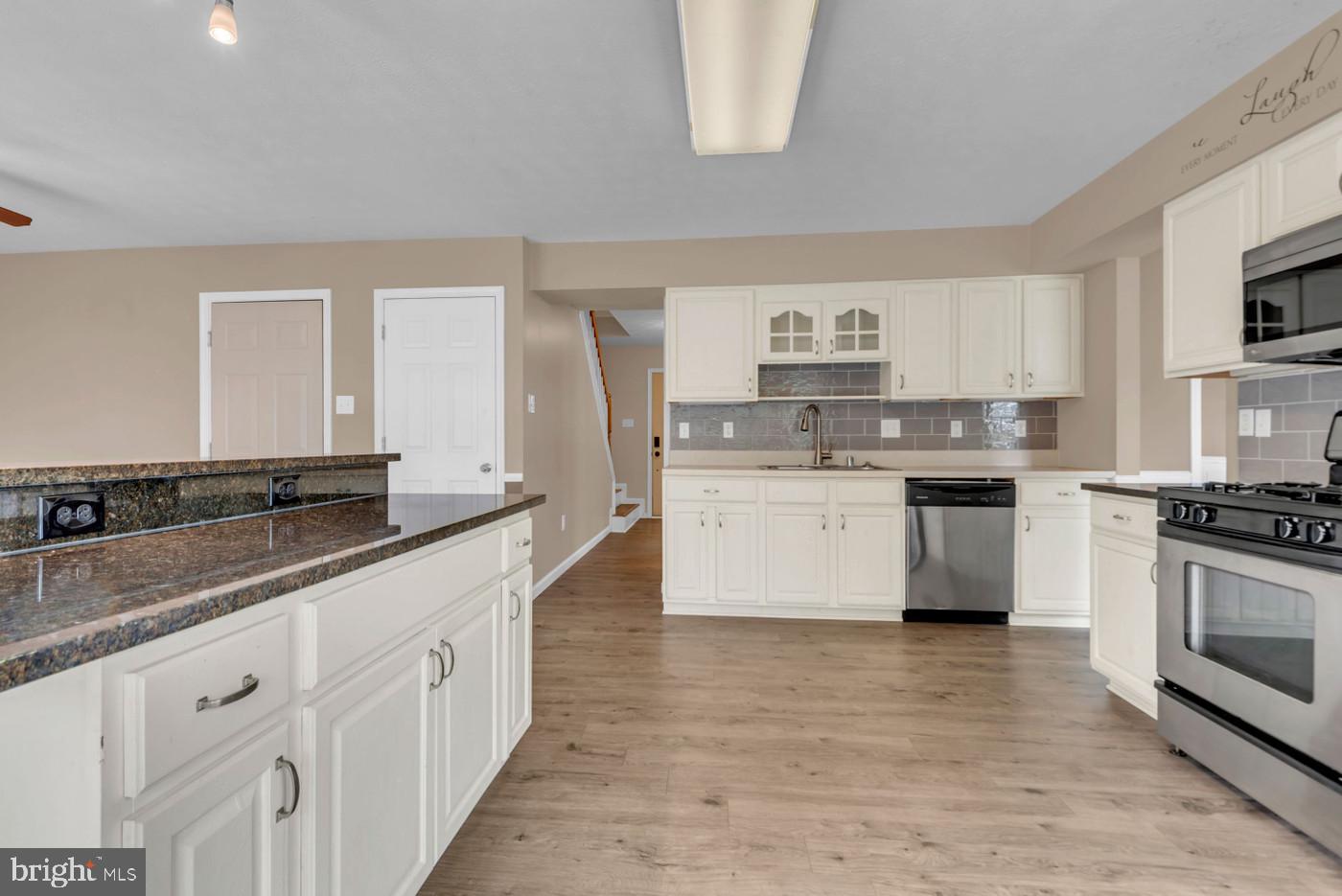 1876 Upper Forde Ln Property Photo 10