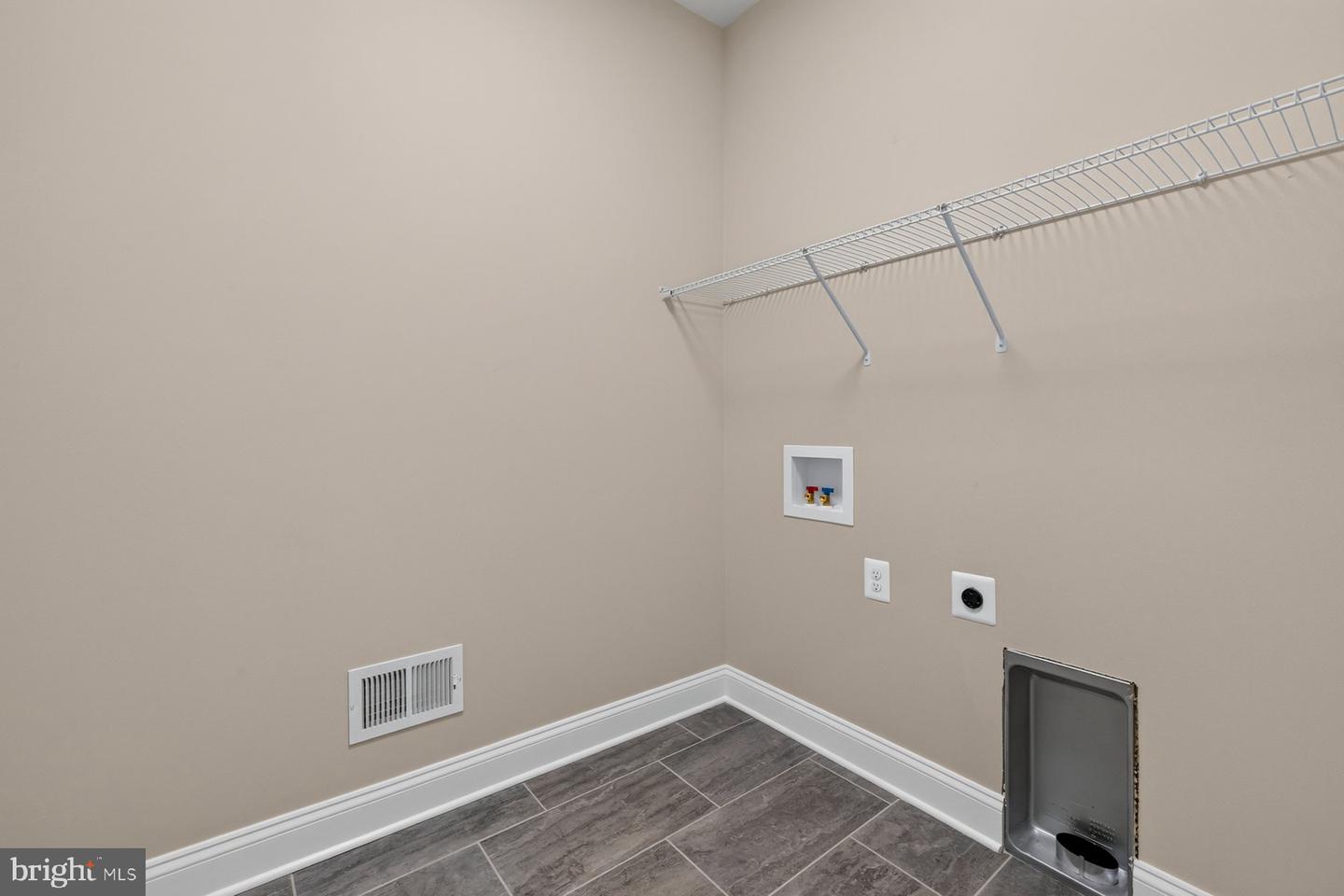 1715 Botanical Ct #8 Property Photo 17