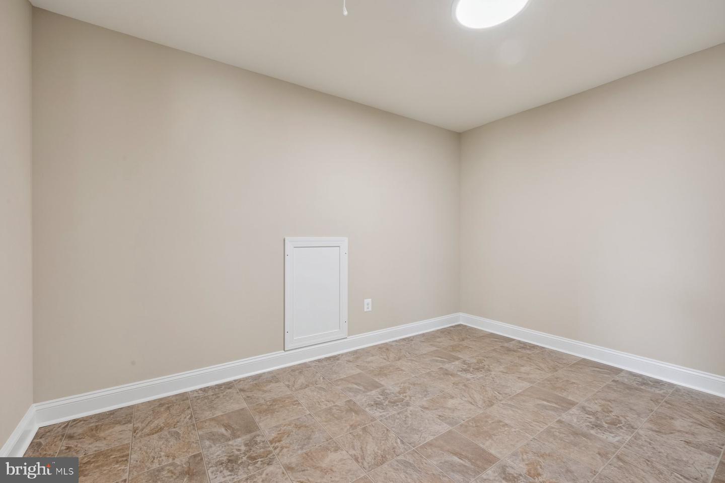 1715 Botanical Ct #8 Property Photo 38