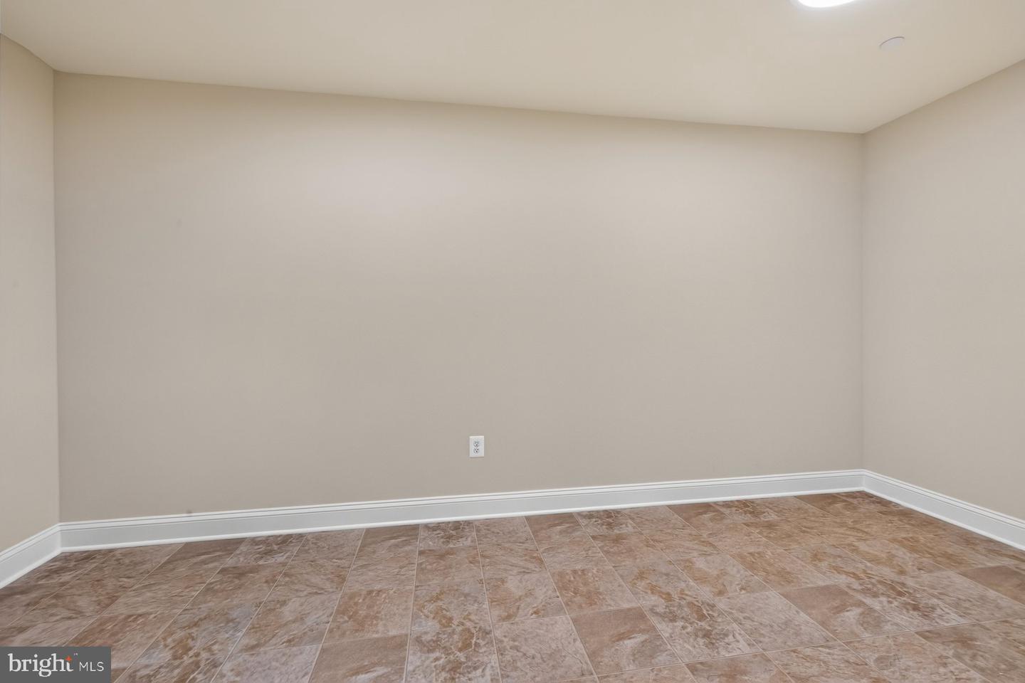 1711 Botanical Ct #10 Property Photo 30