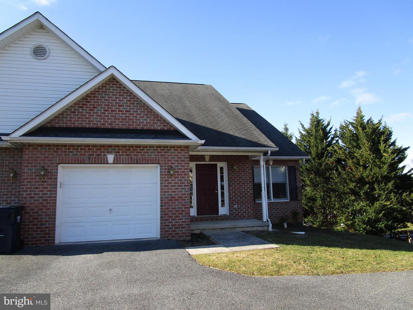 531 Gentry Ct Property Photo 1