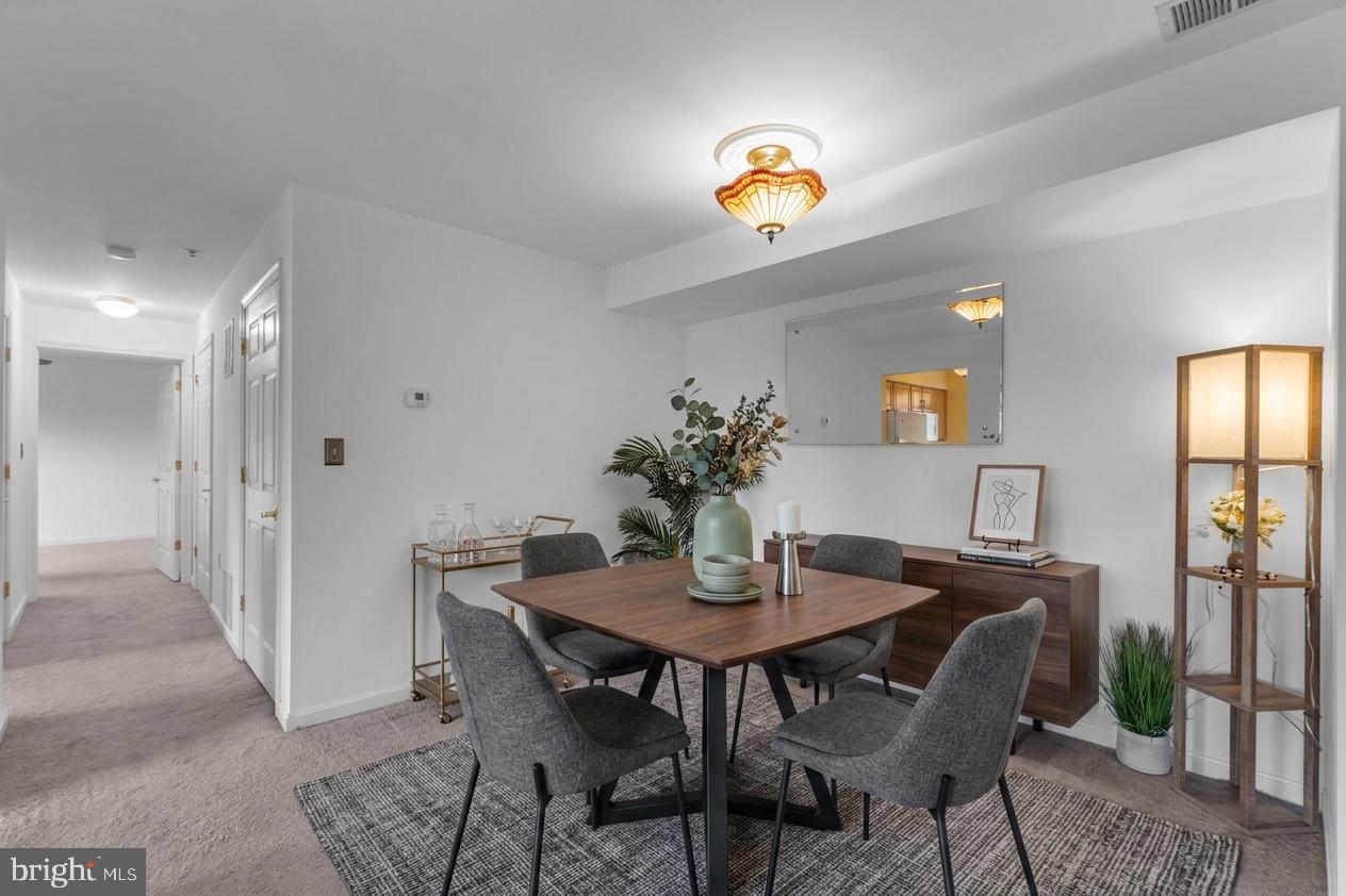 3870 Normandy Dr #2a Property Photo 10