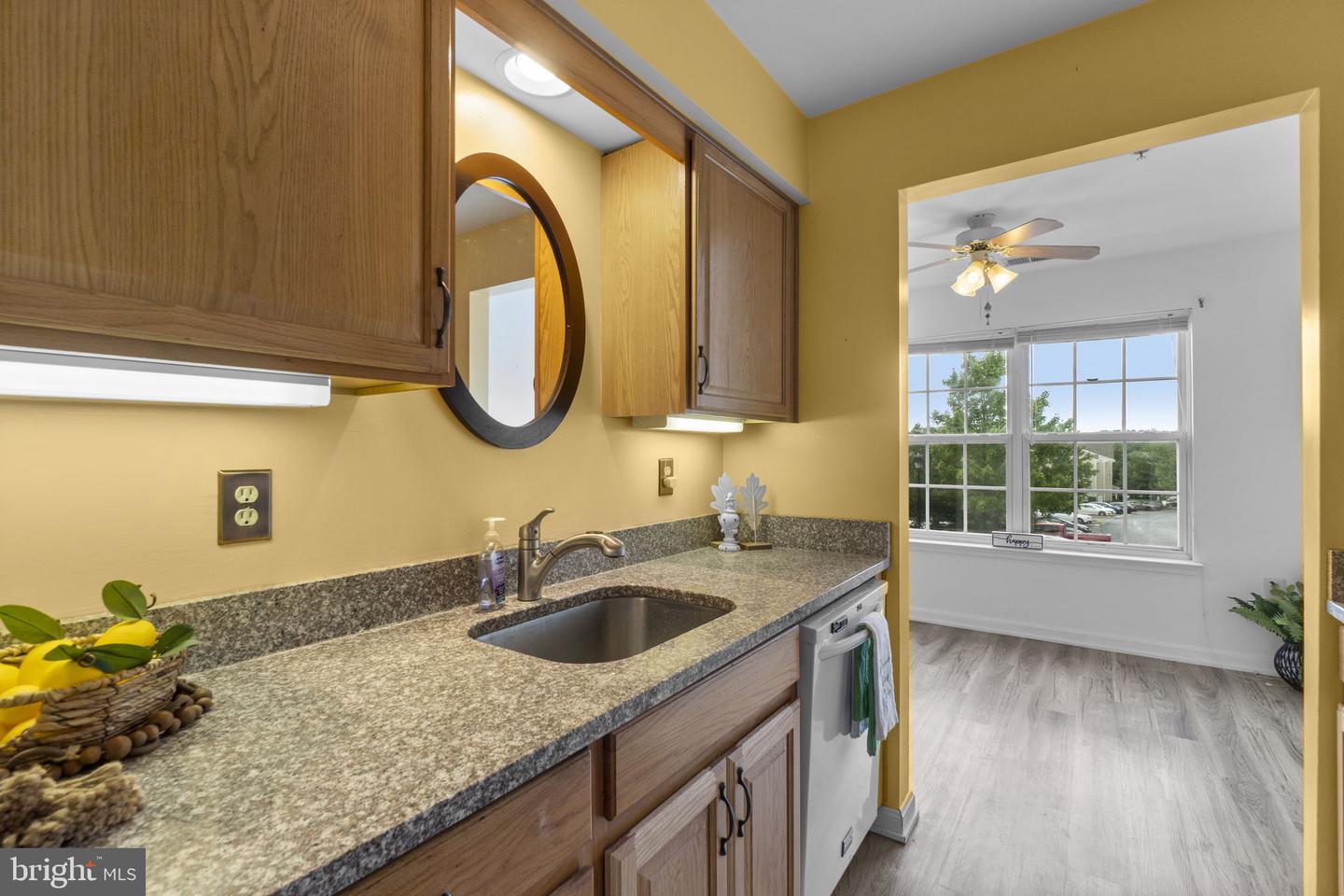 3870 Normandy Dr #2a Property Photo 13