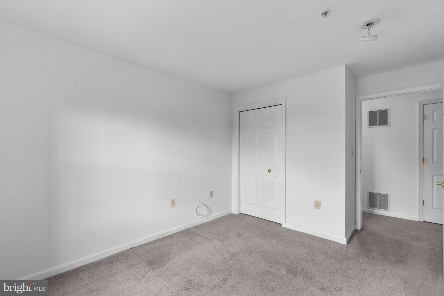 3870 Normandy Dr #2a Property Photo 29