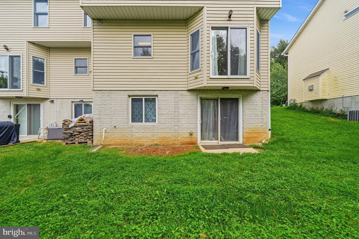 309 Goldenrod Ct Property Photo 9