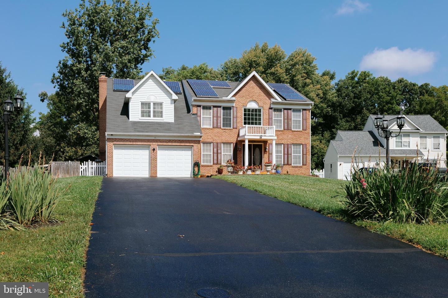 1058 Caren Dr Property Photo 1