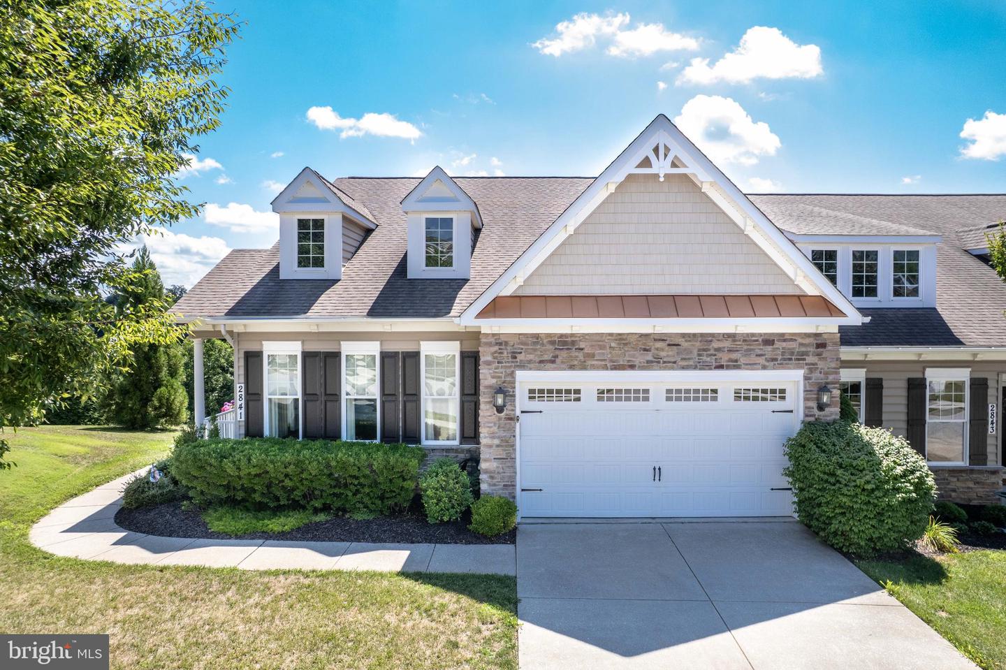 2841 Chauncey Hill Dr #28 Property Photo 1