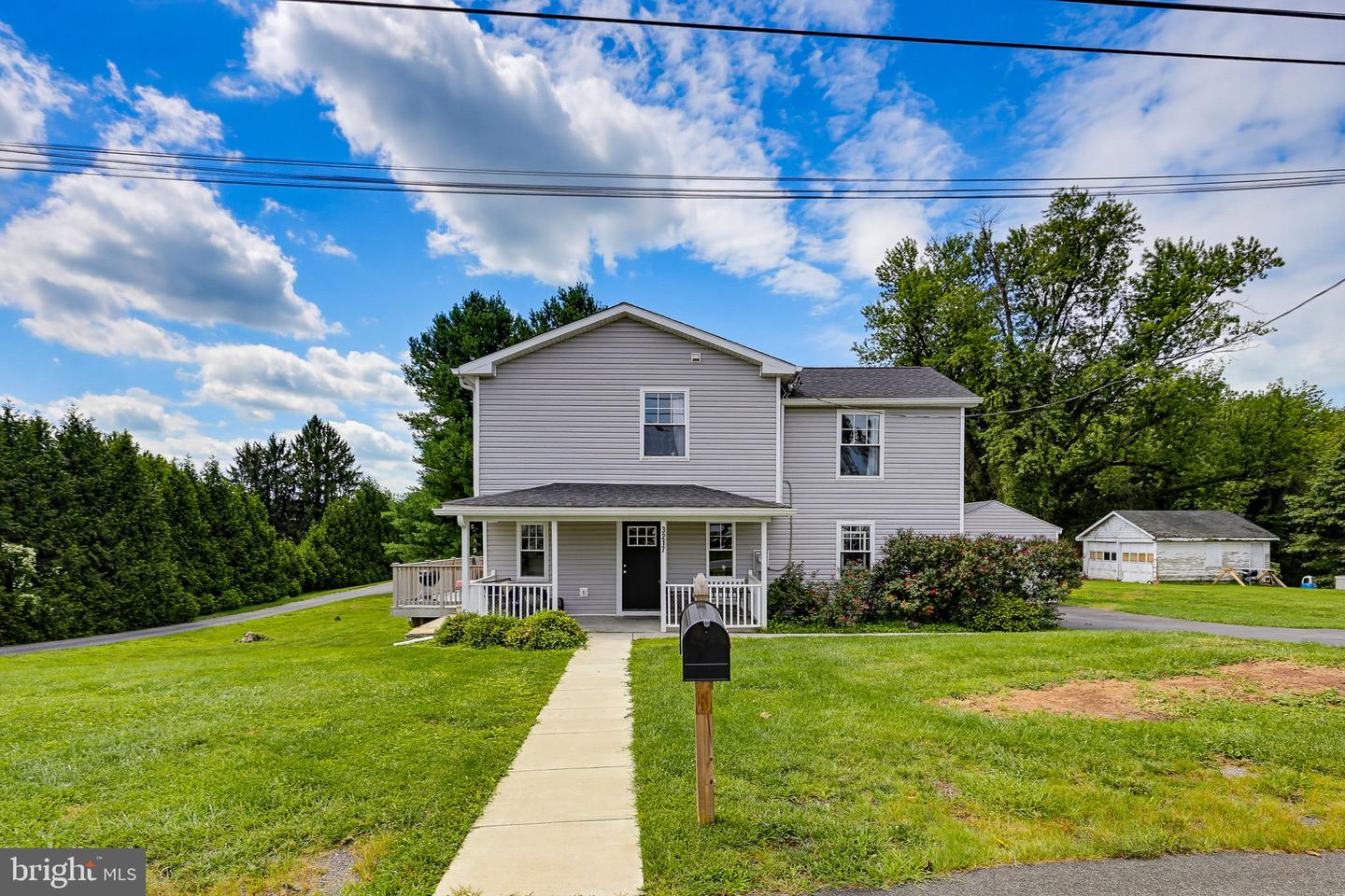 3217 Old Westminster Pike Property Photo 1
