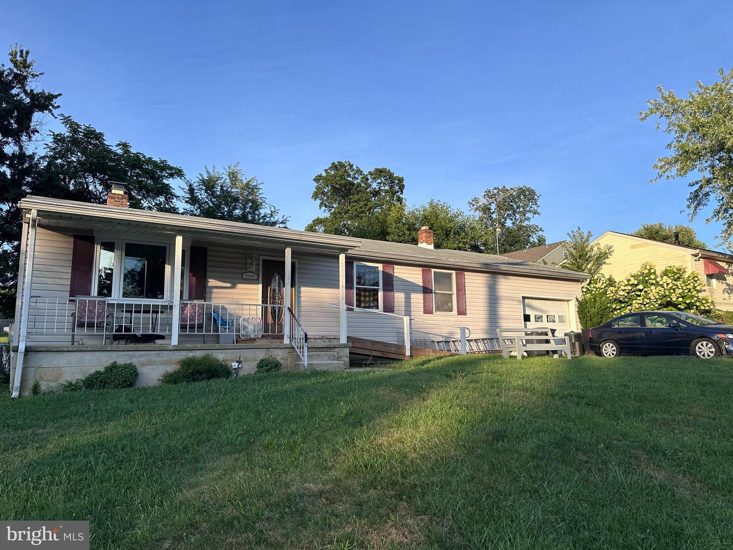 3266 Grafton St Property Photo 1