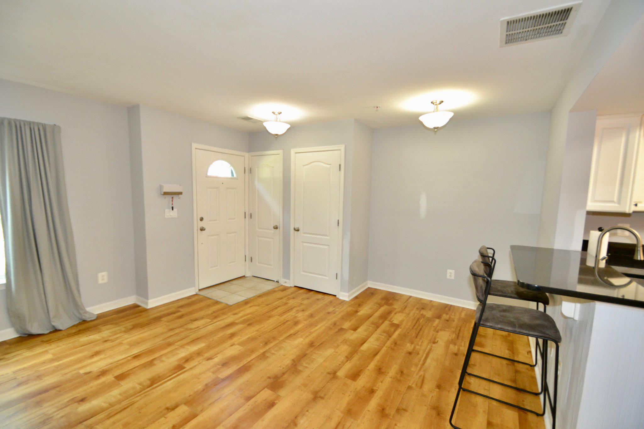 6488 Cornwall Dr #10 Property Photo 2