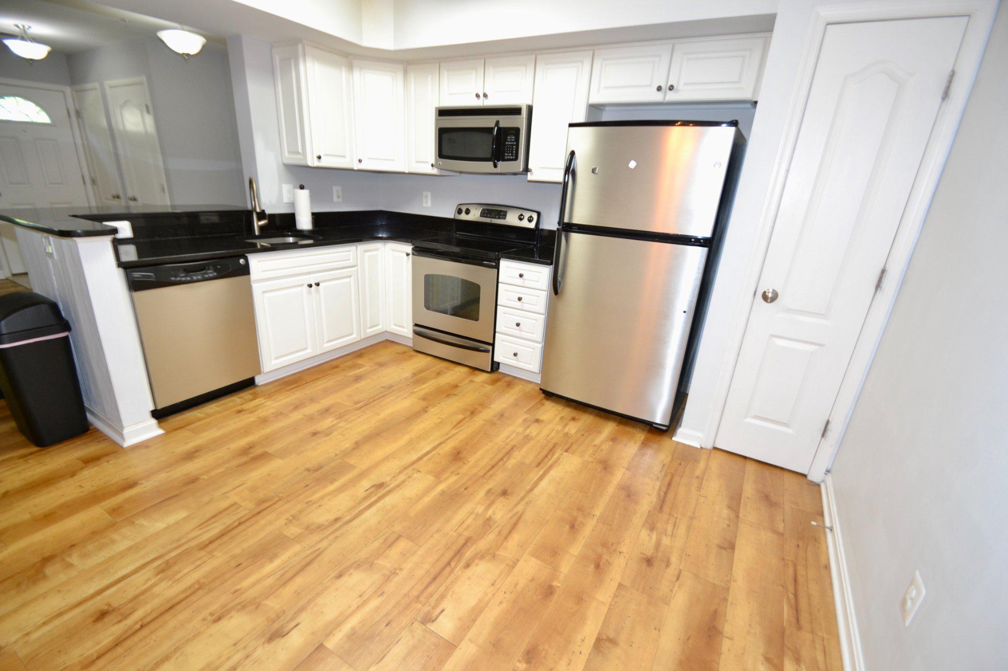 6488 Cornwall Dr #10 Property Photo 7