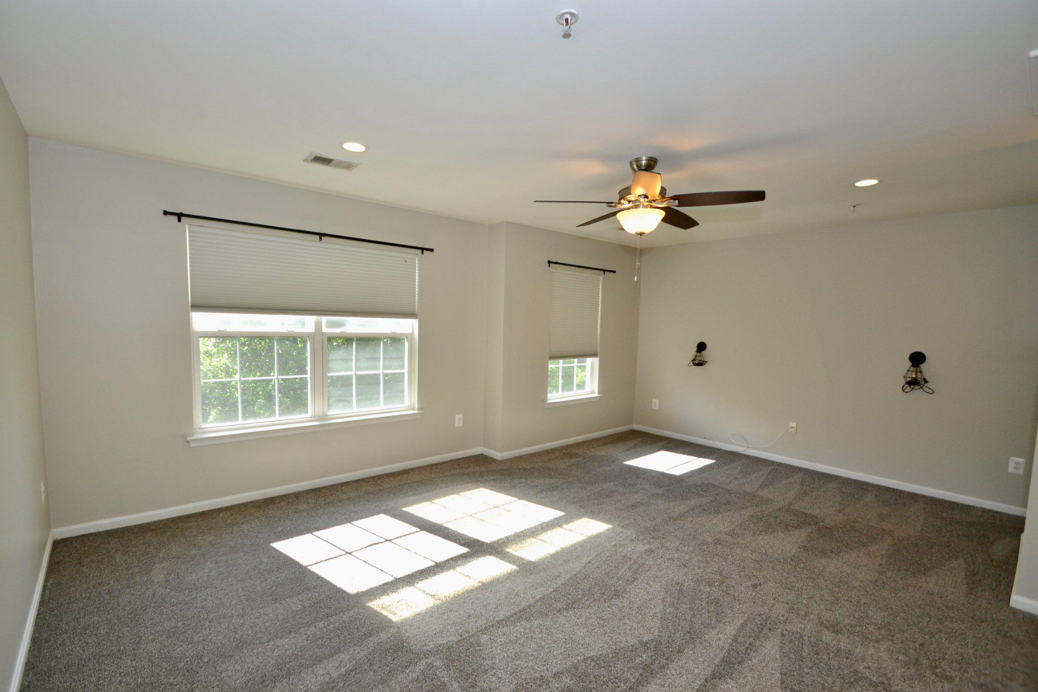6488 Cornwall Dr #10 Property Photo 13