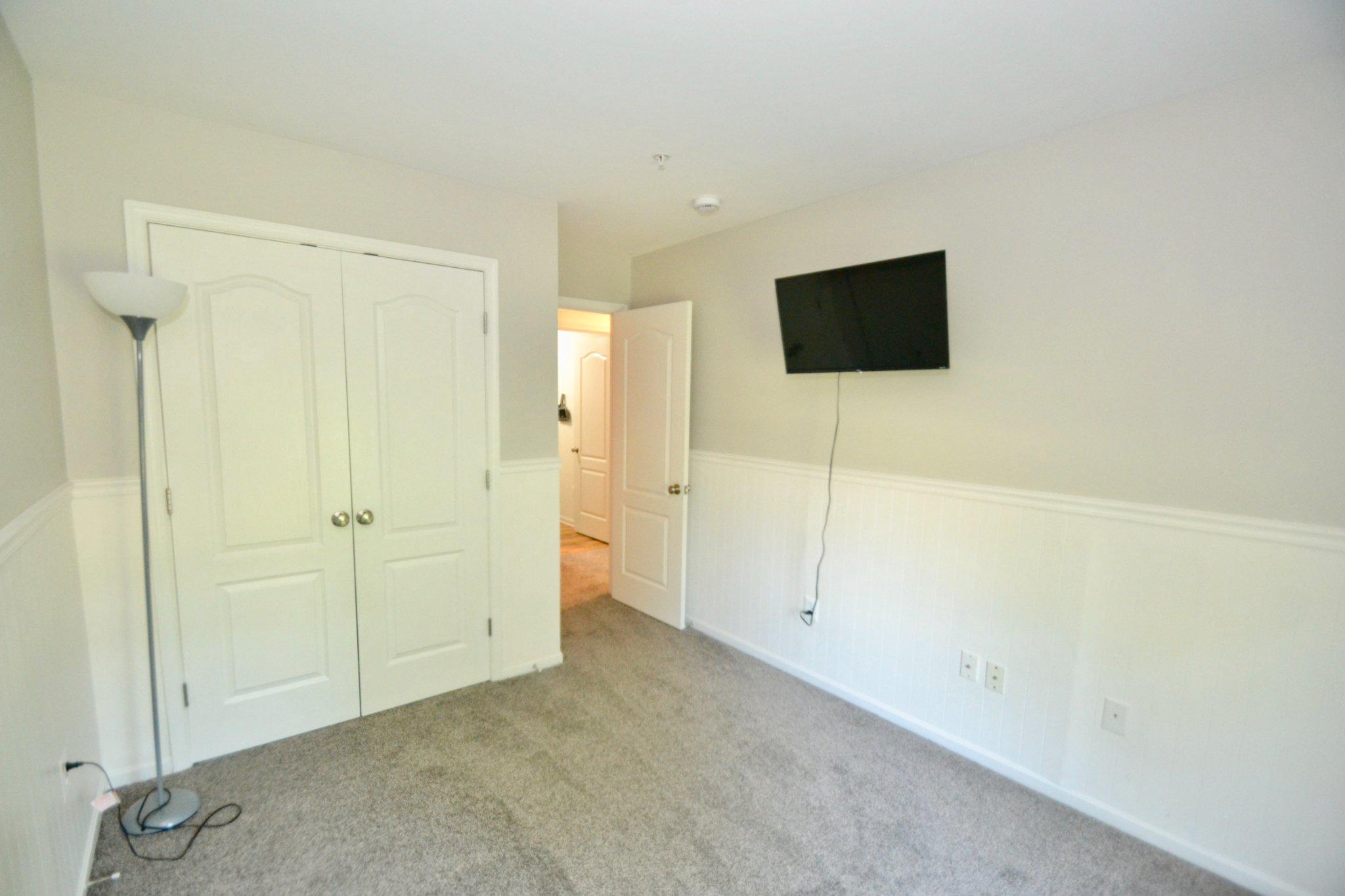 6488 Cornwall Dr #10 Property Photo 25