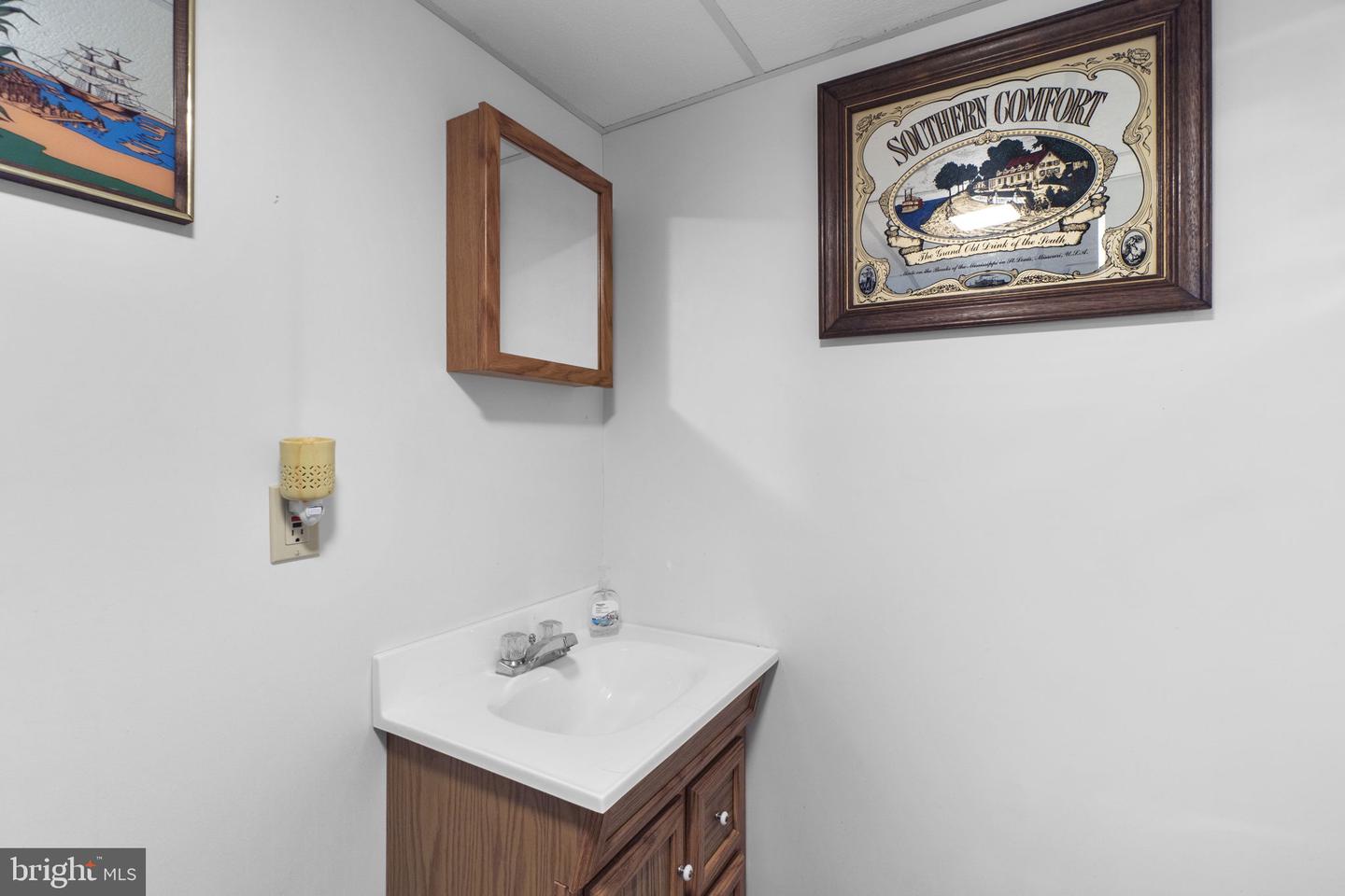511 Marshall Dr Property Photo 34