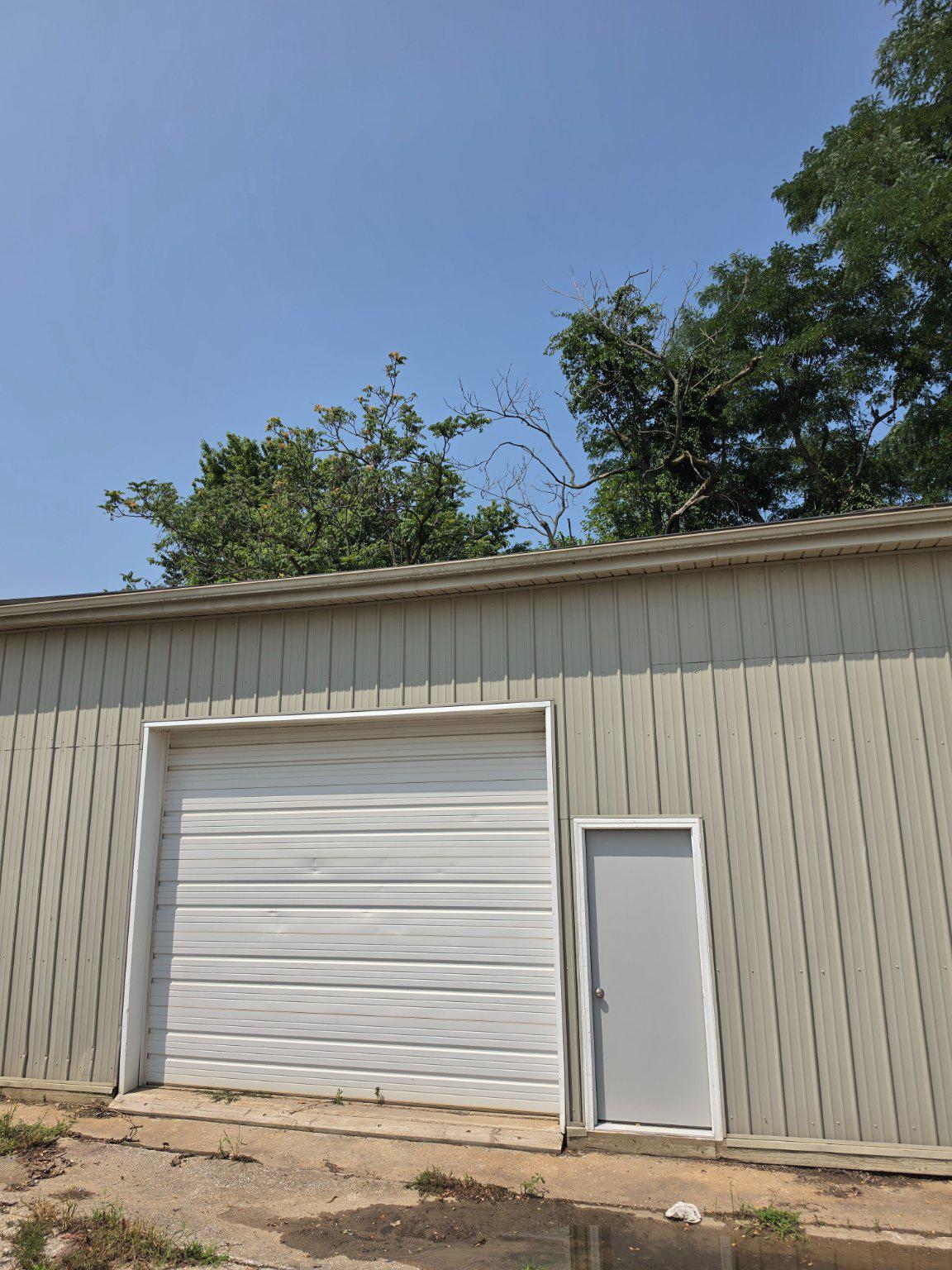 96 Clover Ln Property Photo 2
