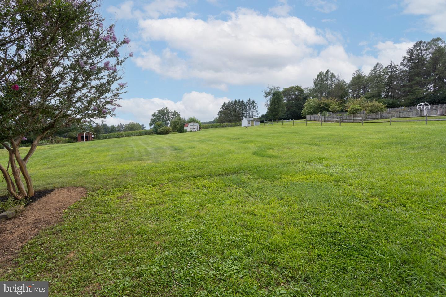805 Rolling Ridge Dr Property Photo 31
