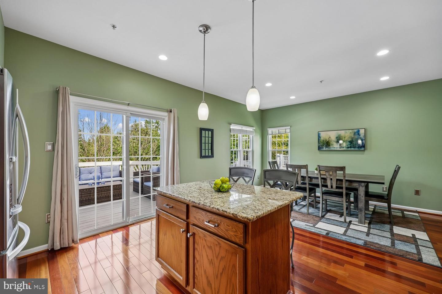 1633 Pullman Ct Property Photo 18