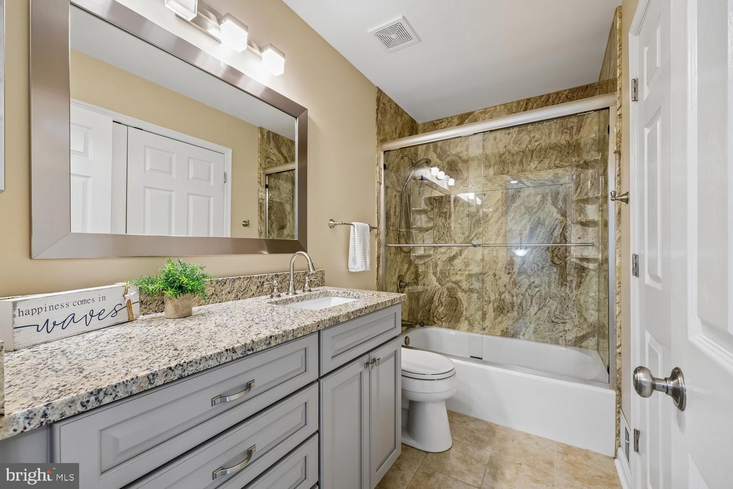 1633 Pullman Ct Property Photo 39