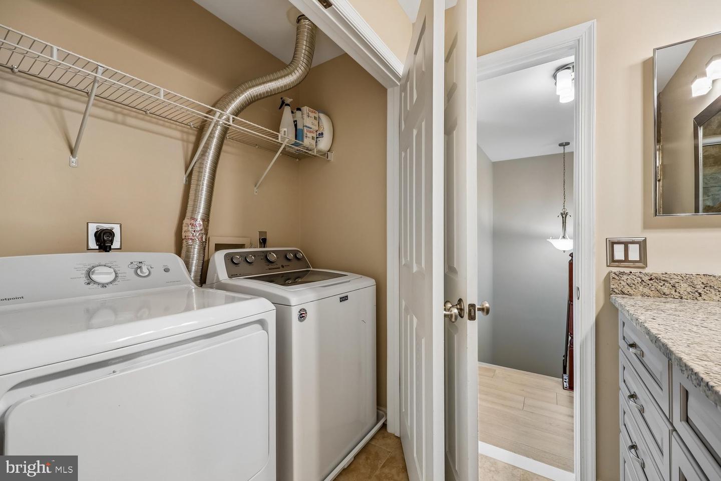 1633 Pullman Ct Property Photo 40