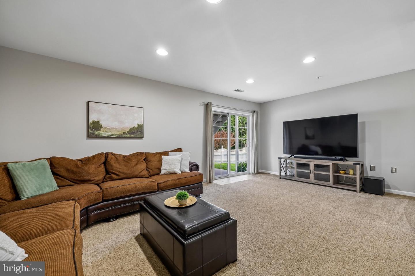 1633 Pullman Ct Property Photo 46
