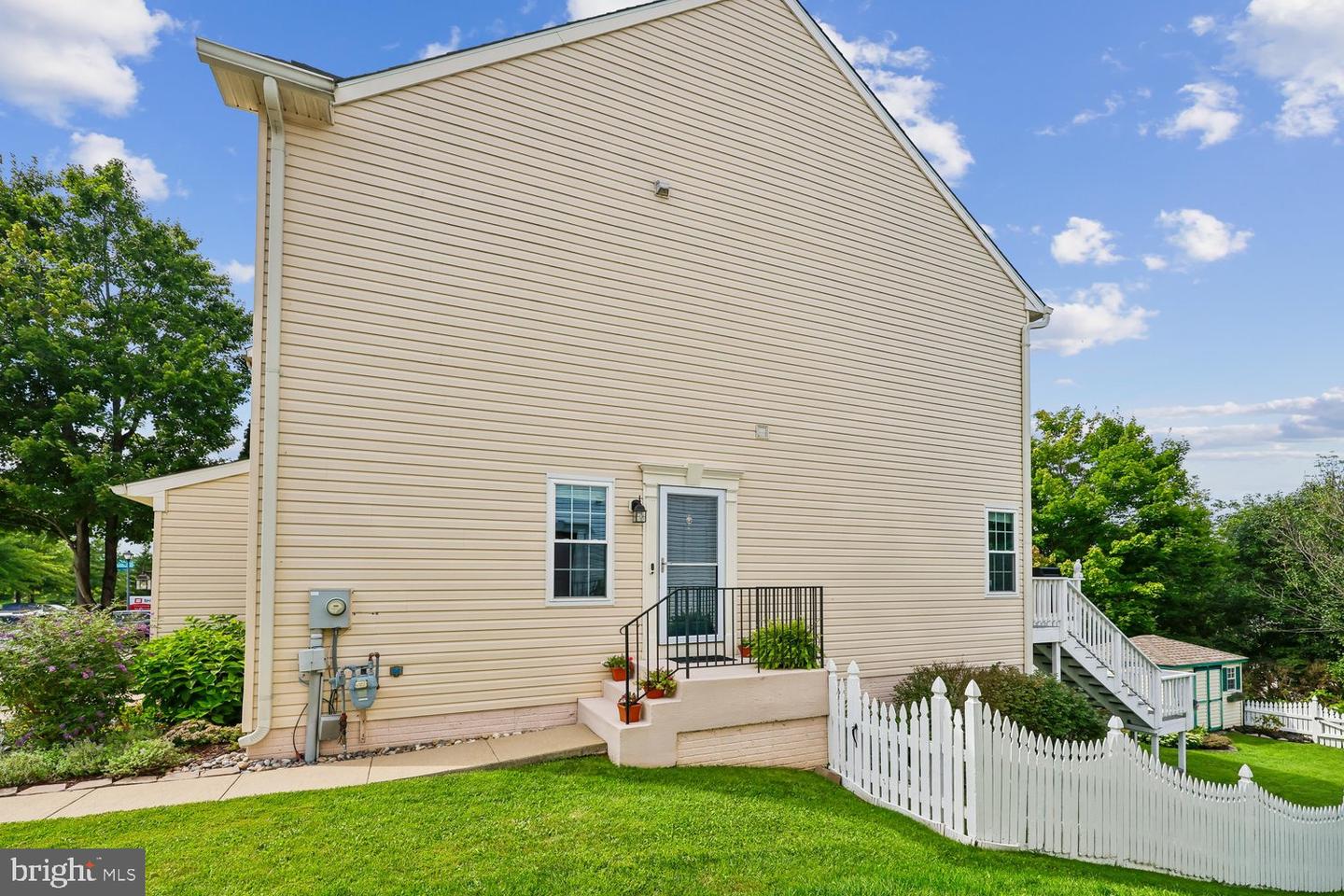 1633 Pullman Ct Property Photo 69
