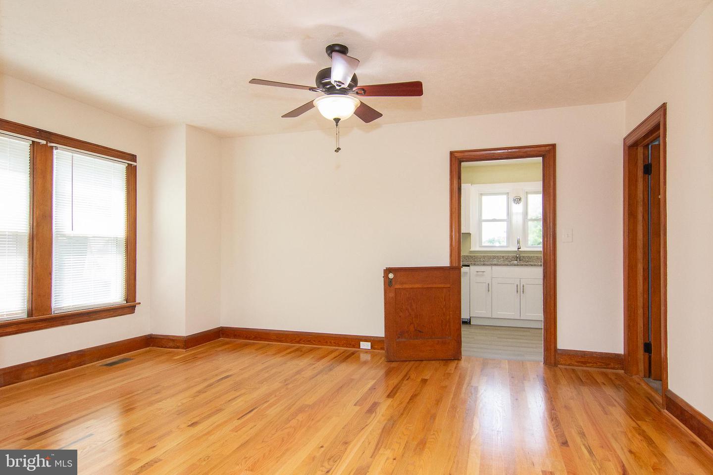 528 Willow Ave Property Photo 30