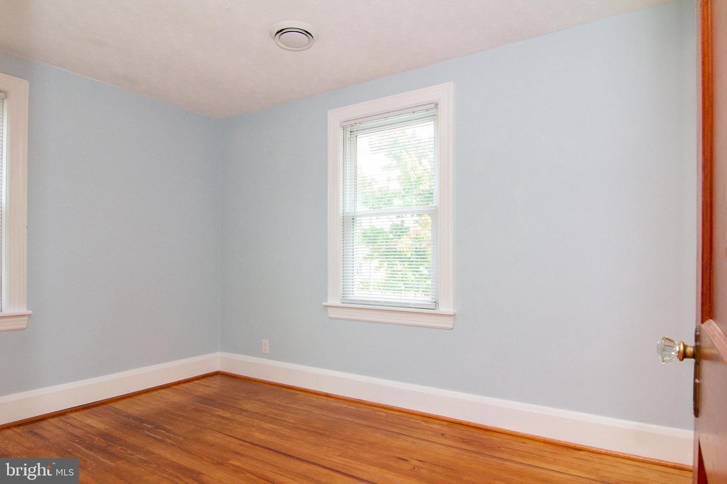 528 Willow Ave Property Photo 34