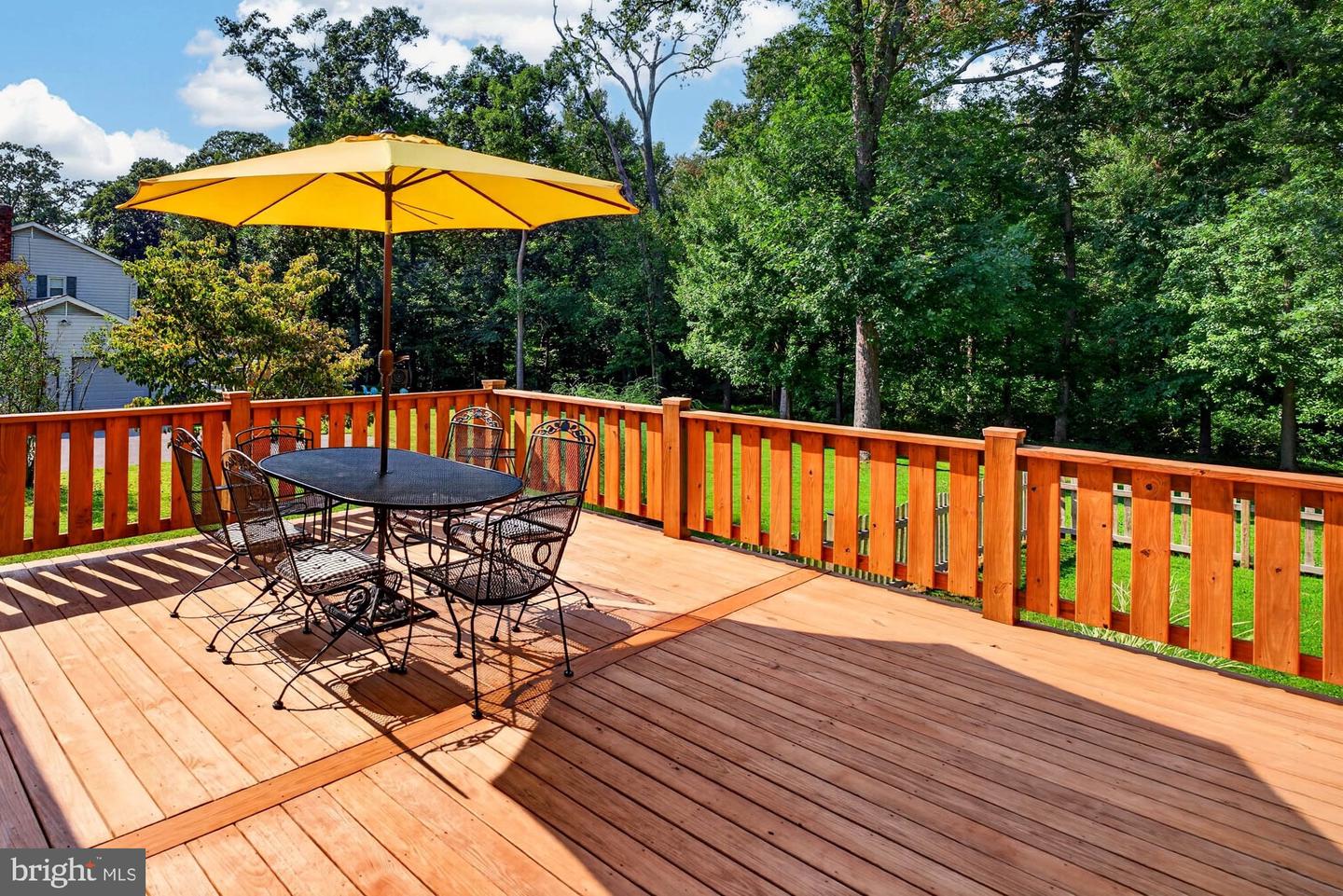 4294 Wolf Hill Dr Property Photo 8