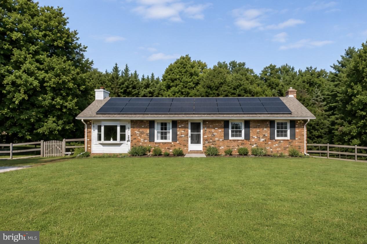 5886 Woodbine Rd Property Photo 1
