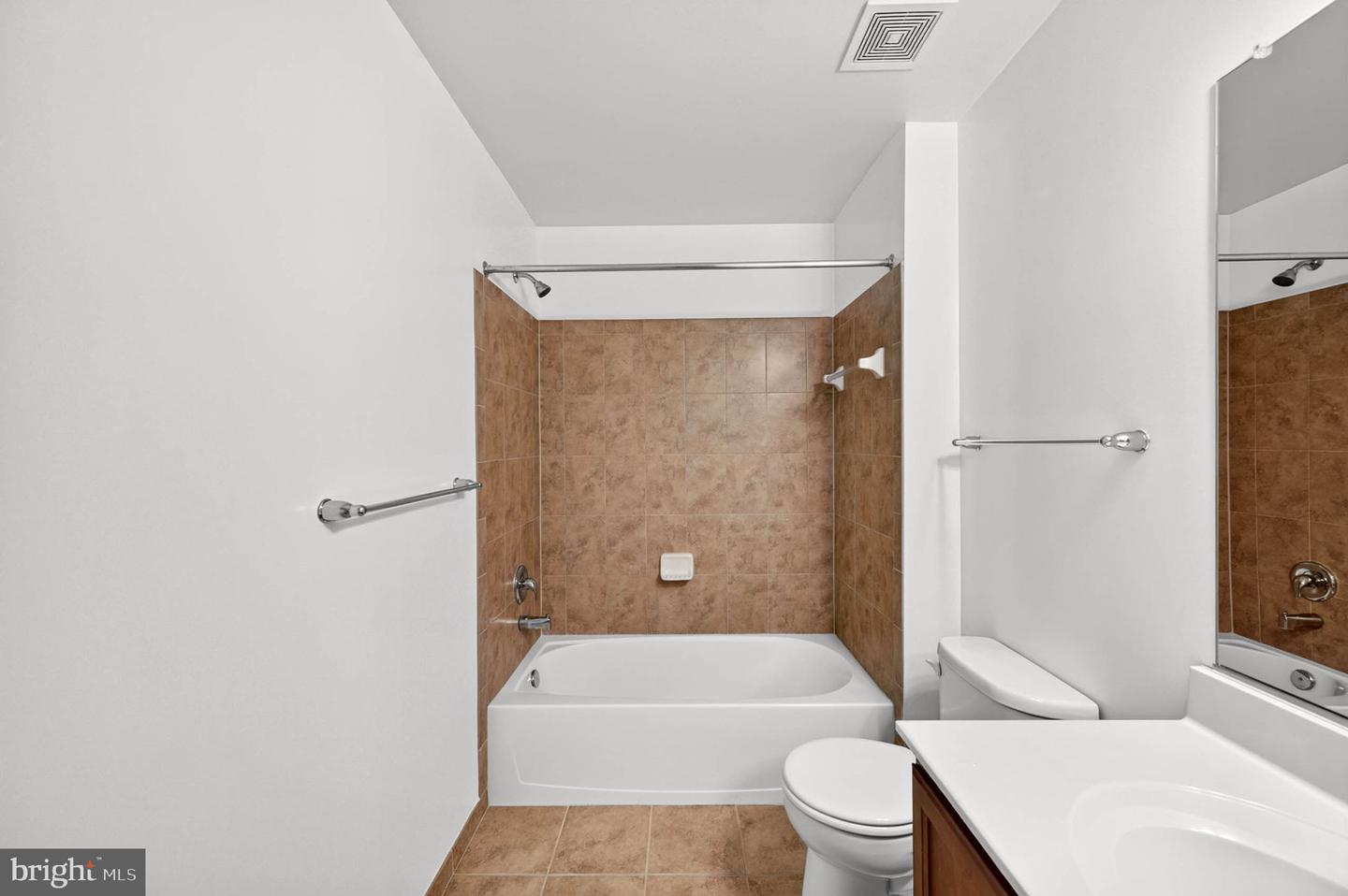 1826 Cassandra Dr #135 Property Photo 25