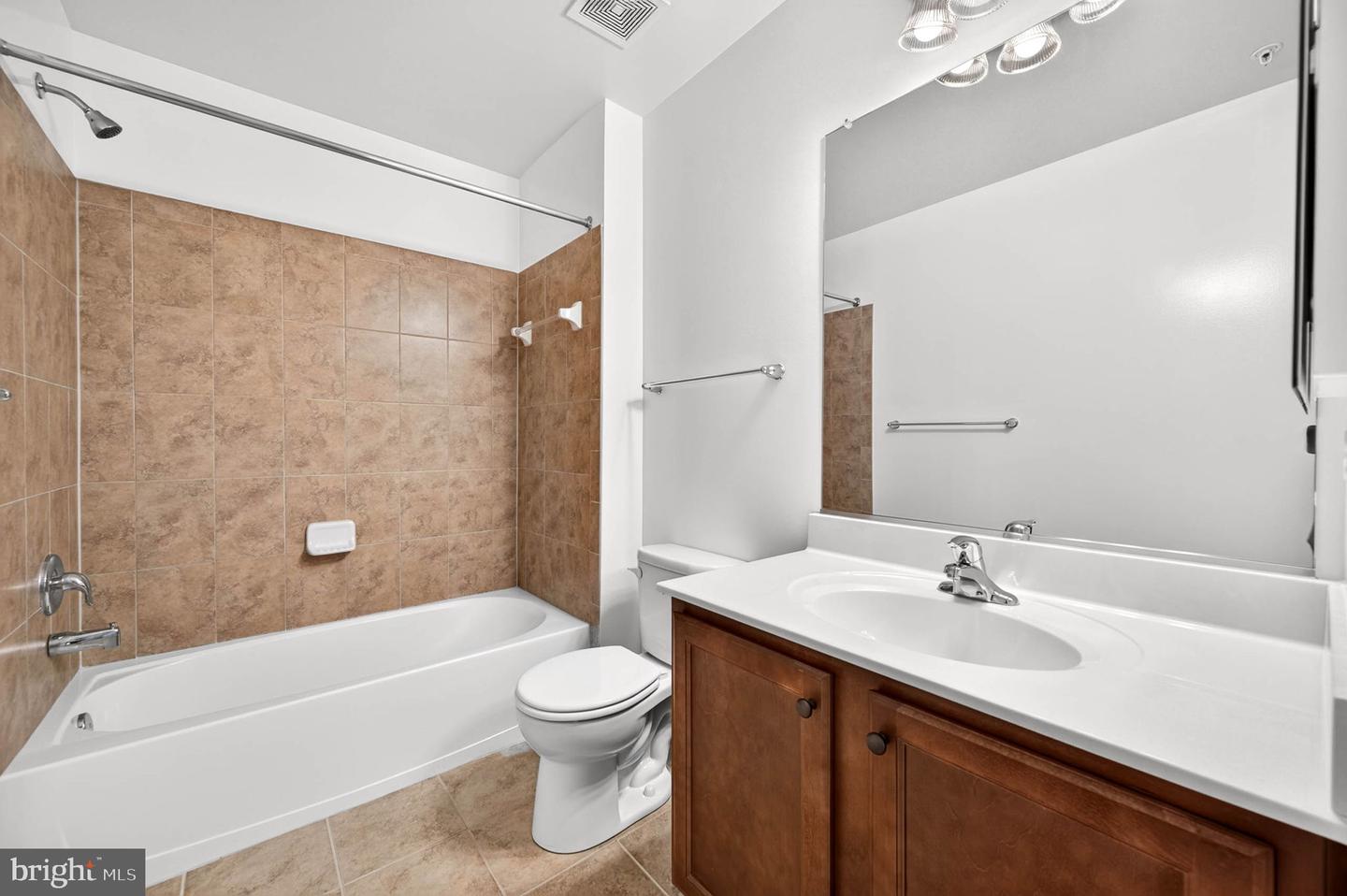 1826 Cassandra Dr #135 Property Photo 27
