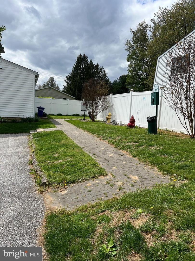 2332 Emory Rd Property Photo 8